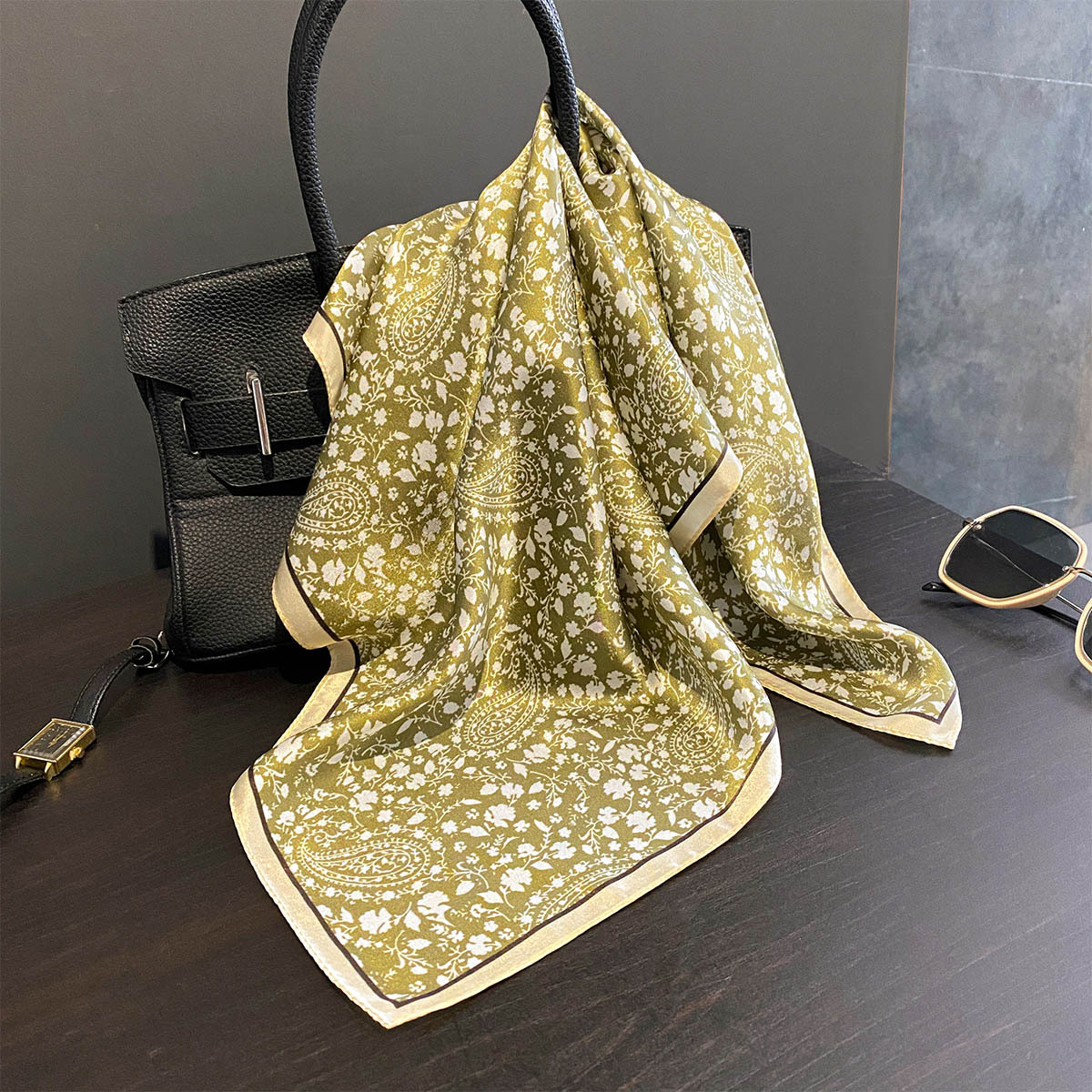 Luxury 100% Pure Silk Square S – обзор и цена Luxury Bags Supplier
