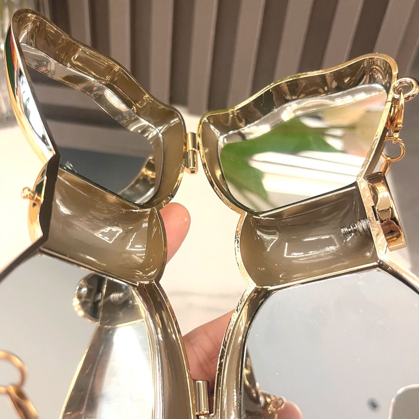 Golden Evening bag  Purses and – обзор и цена Luxury Bags Designer