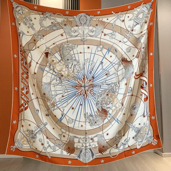 Luxury Brand Scarf Large Silk  – обзор и цена Luxury Bags For Summer