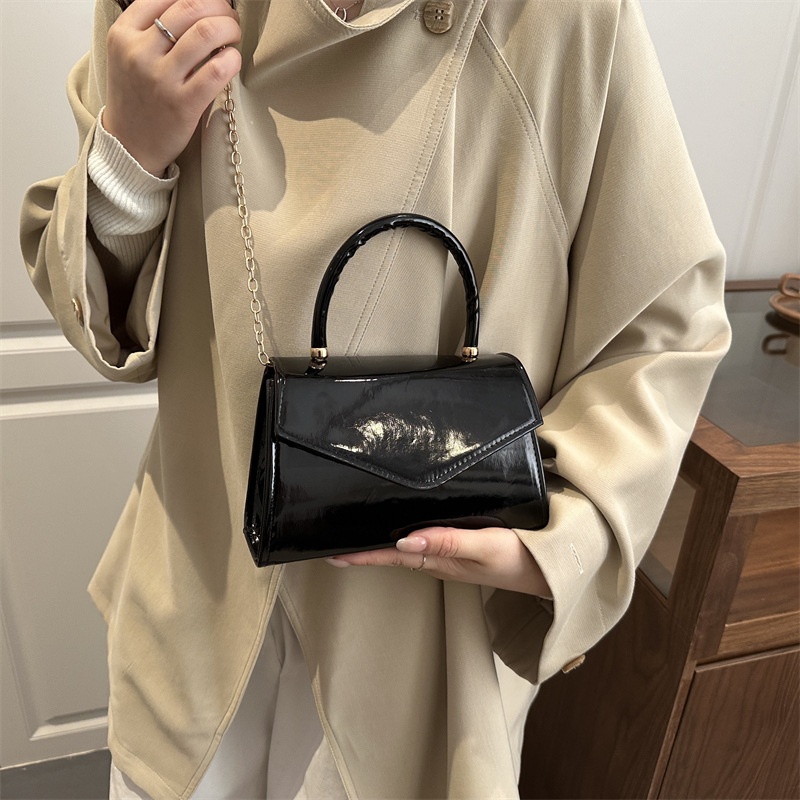 Women's Patent Leather Mini Ha – обзор и цена Top Handle Patent Bag